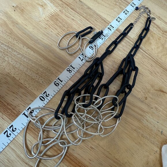 Chico's Layered Silver & Black Oval Link Necklace Earring Set, Statement, Biker - Picture 6 of 9